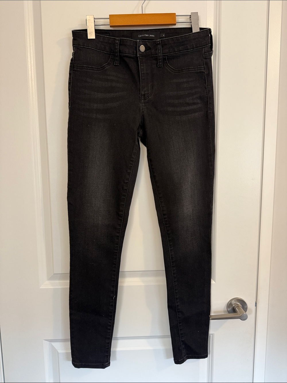 Calvin Klein Women’s Washed Black Skinny Jeans